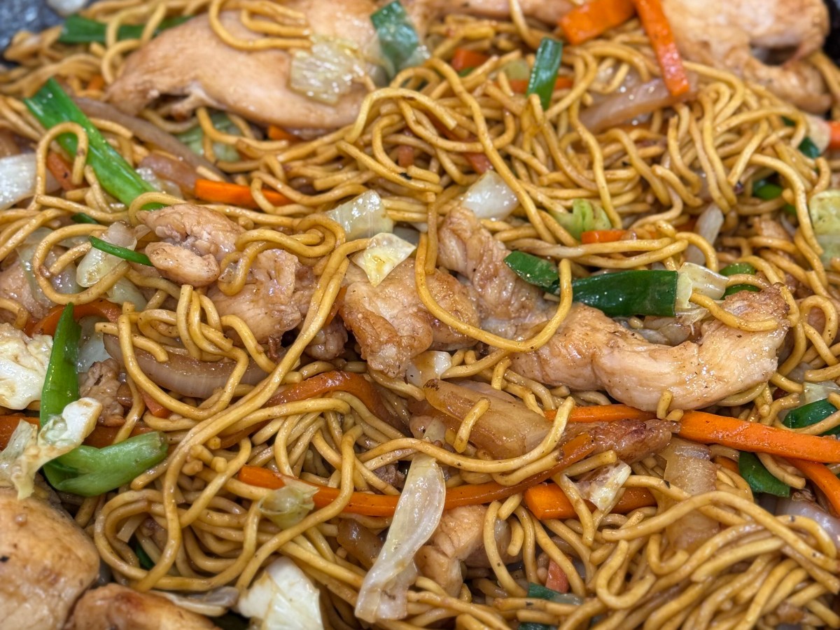 chicken lo mein