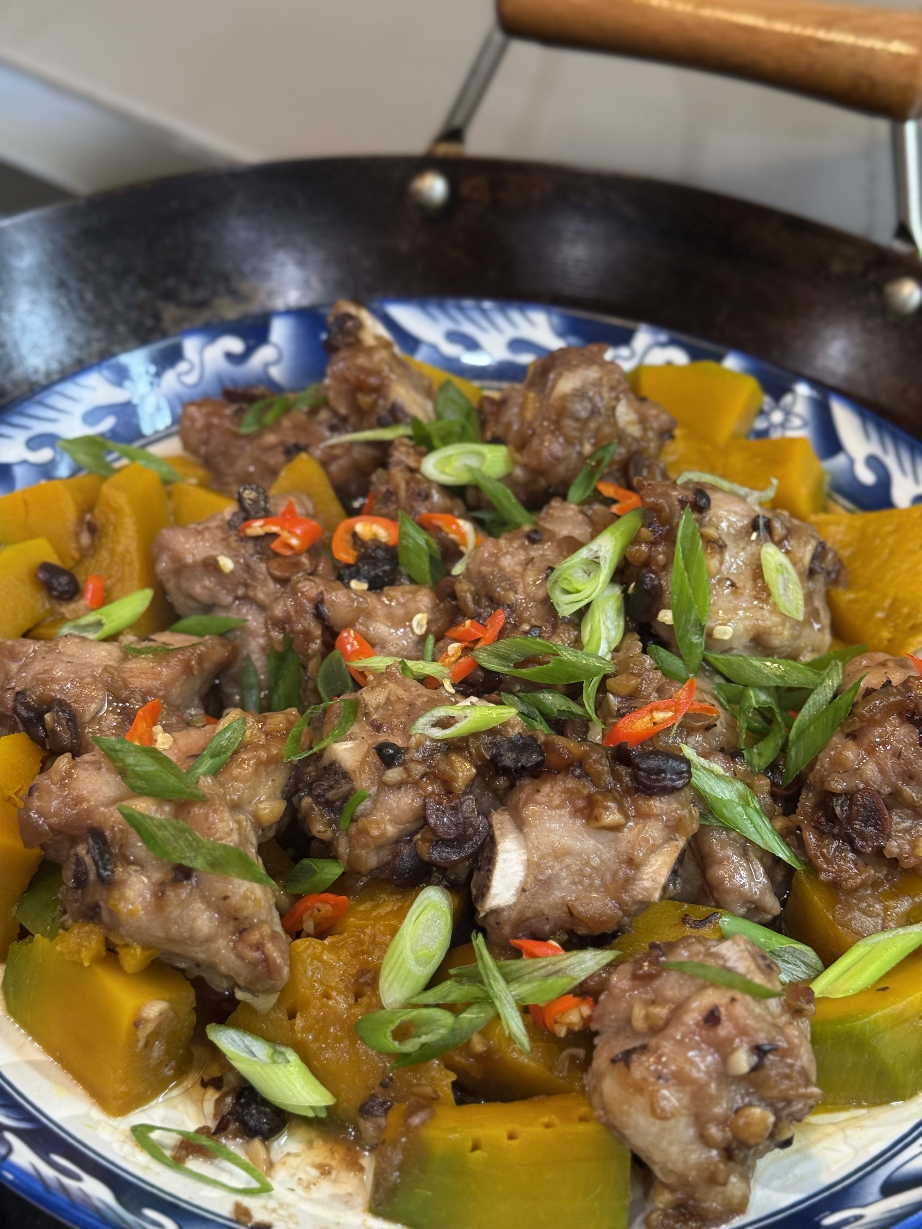 steamed spare ribs over kabocha&nbsp;squash